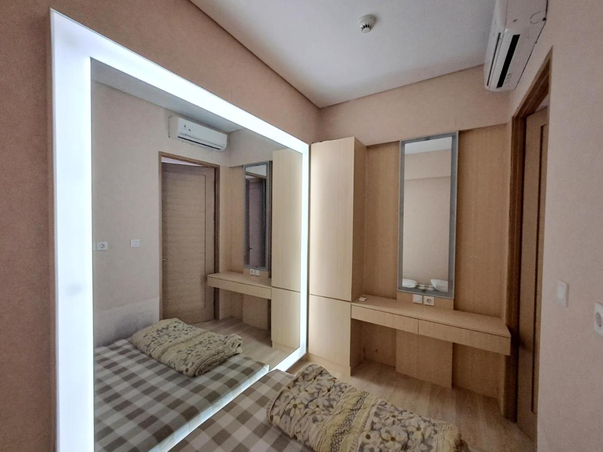 Homy 2 Bedroom Apartment Near Shopping Malls Jakarta Exterior photo